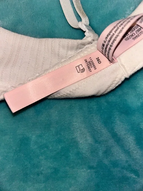 Victoria's Secret White Lightly Lined T-Shirt Bra - Picture 3 of 4